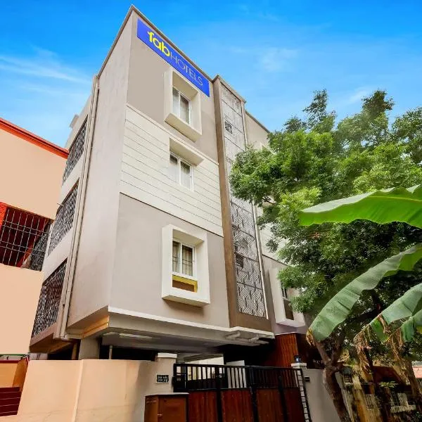 FabHotel Home Tree Service Apartment - Valasaravakkam, hotel en Chennai