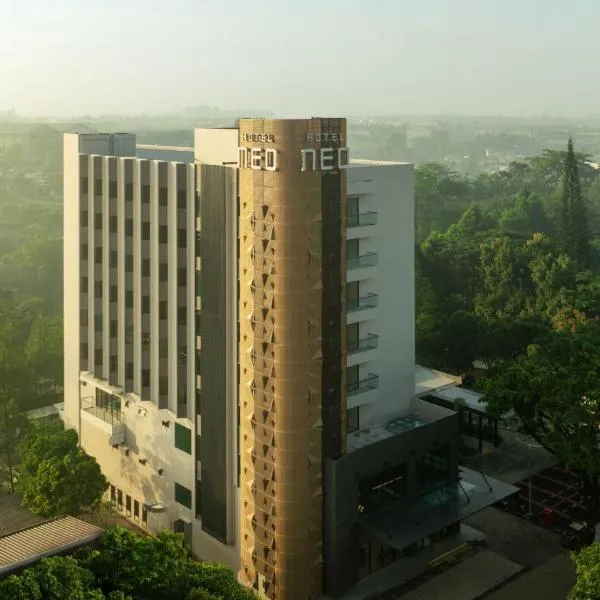 Hotel Neo Kota Baru Parahyangan, Hotel in Simpar