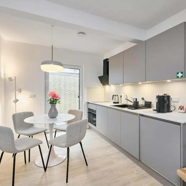 Cozy Neubau-Maisonette - citynah in Hamburg-Niendorf, hotel i Hamborg
