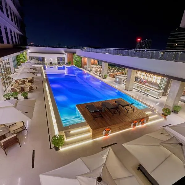 Crowne Plaza Phnom Penh by IHG, Hotel in Phnom Penh