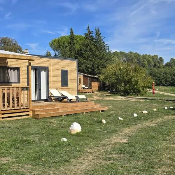 Camping - Piscine - ccbbabd, hôtel à Quinson