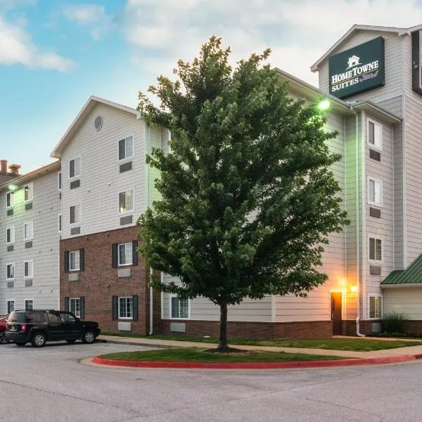 HomeTowne Studios & Suites by Red Roof Bentonville, hotel v destinaci Bentonville