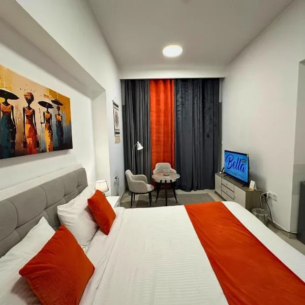 Bella INN - Deluxe Master rooms with Balcony - No Smoking,位于迪拜的酒店