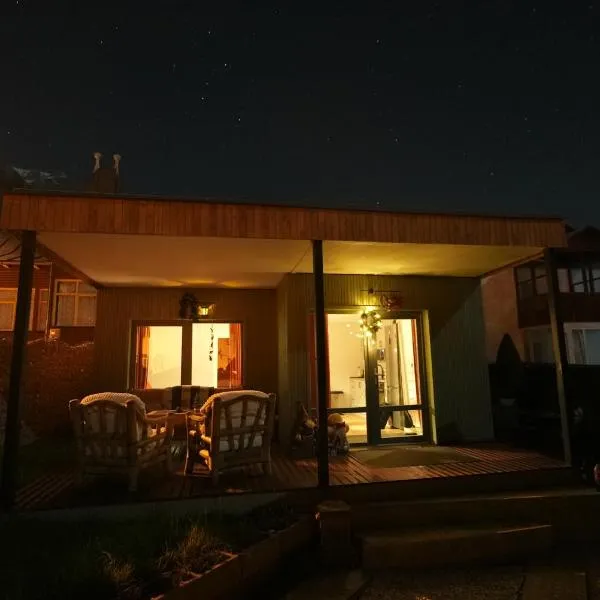 Alpine Yard Nest Busteni, hotel v destinaci Buşteni