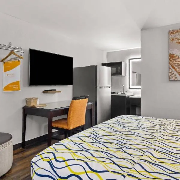 Suburban Studios Orange Park - Jacksonville near Naval Air Station, hotel en Orange Park