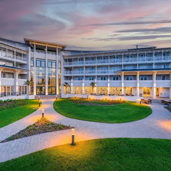 Mövenpick Balaland Resort Lake Balaton, hotel em Szántód