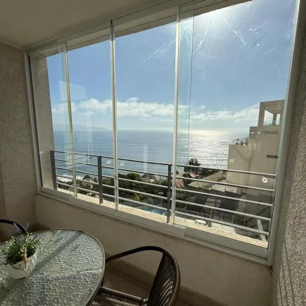 Beautiful loft with ocean views in Reñaca, hotel in Viña del Mar