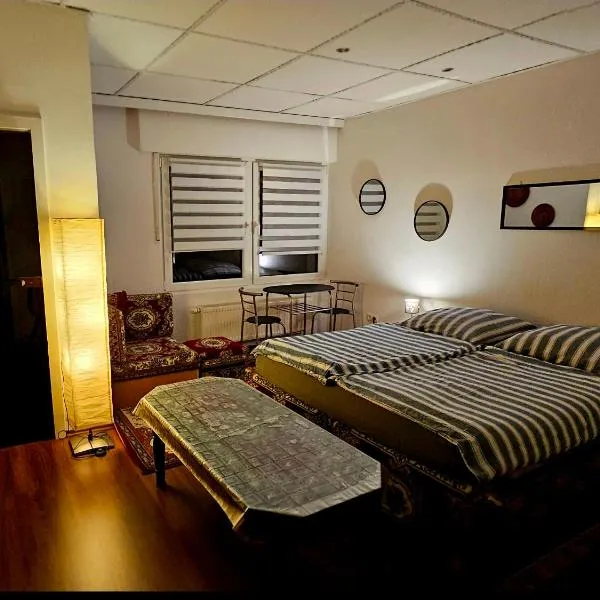 Moderne Unterkunft mit orientalischem Flair und Top-Lage näher Bonn, hotel v destinaci Meckenheim