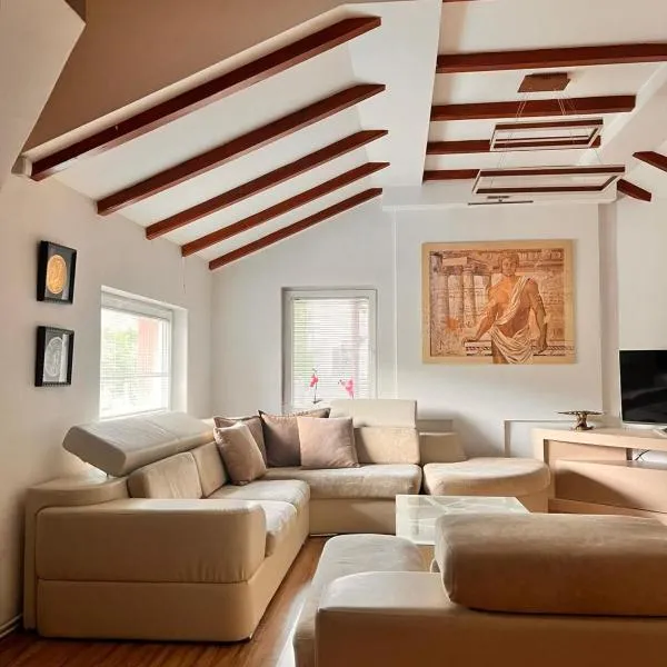 TopHill Villa, хотел в Kratovo