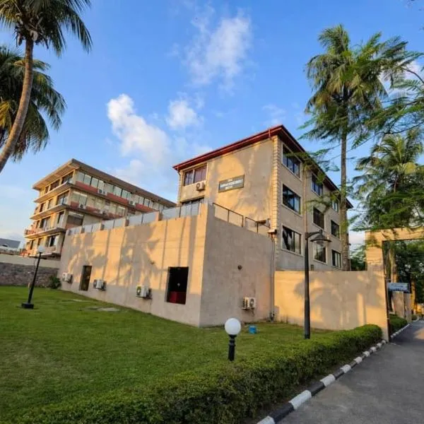 Li Tour International Hotel, hotel in Ikeja