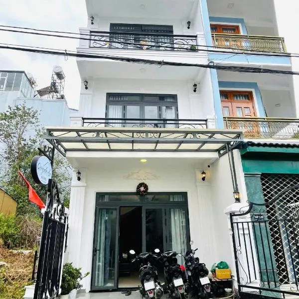 Quỳnh An Home, hotel v destinaci Da Lat