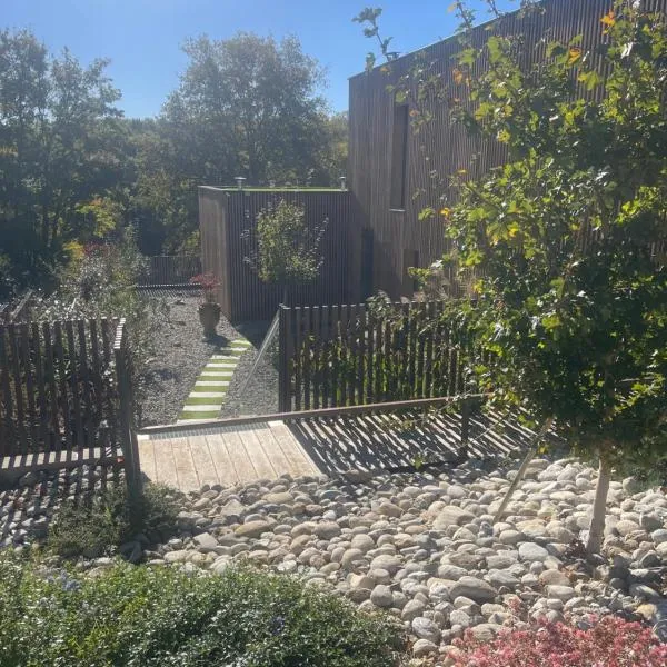 Les Libellules, hotel v destinaci Gémil