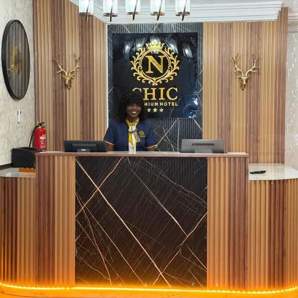Chic Premium Hotel, hotel a Durocher