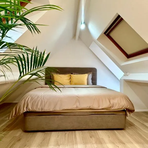 Luxury Suites Royal by Rikas Hotels, hotel in Antwerp