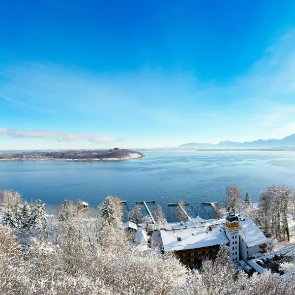 Yachthotel Chiemsee GmbH, hotel v destinaci Prien am Chiemsee