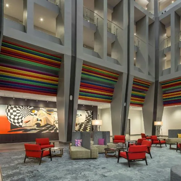 The Summit Hotel, hotel en Cincinnati