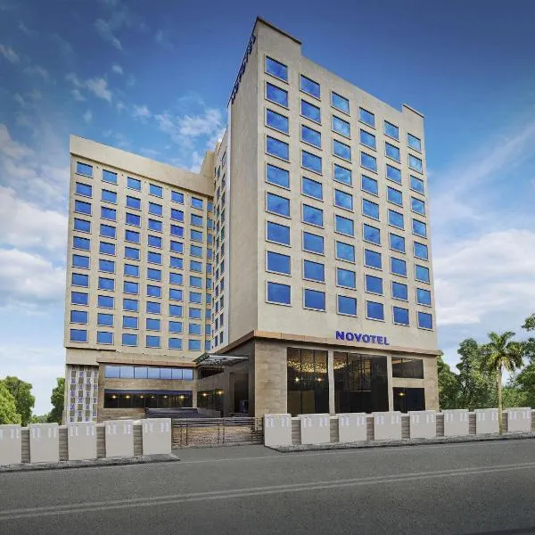 Novotel Mumbai International Airport, hotel in Mumbai