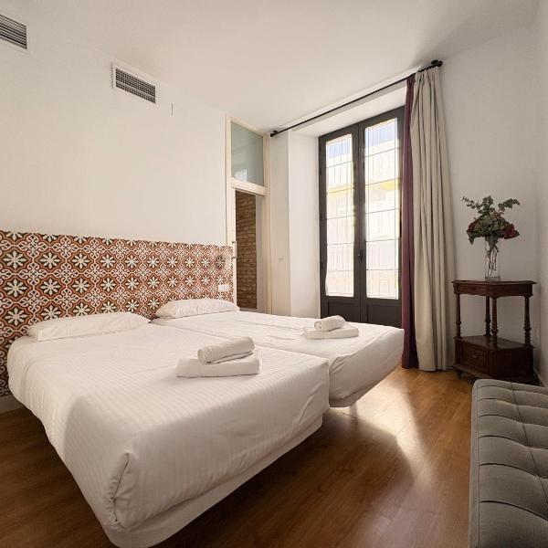 Life Apartments Alberto Lista, Seville