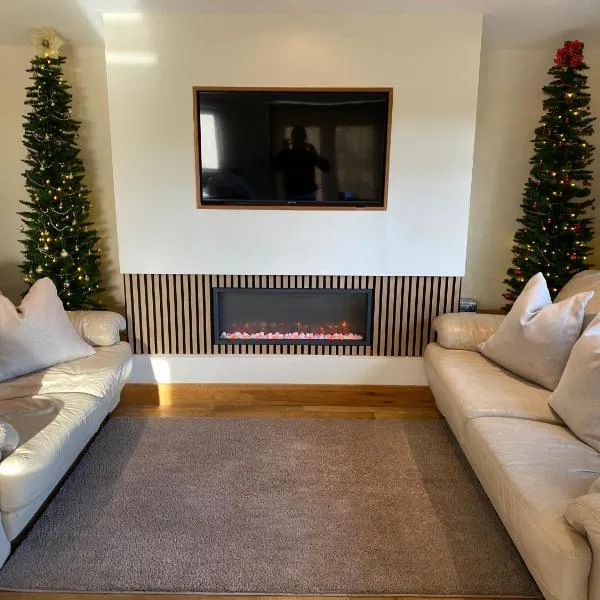 New Forest 2 bedroom Guest Suite & Hot Tub, hotel en Ibsley