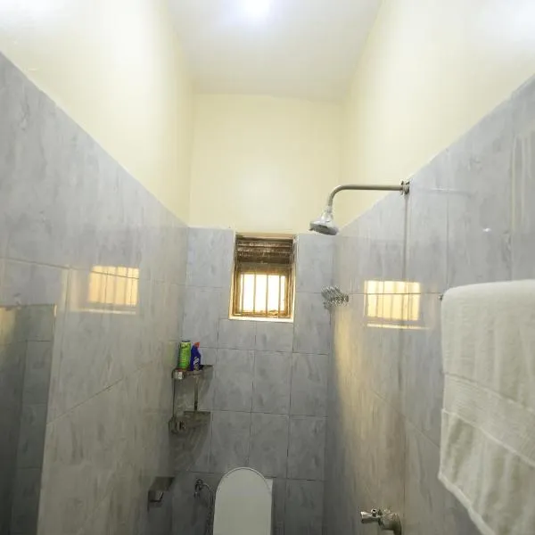Kasese Airstrip Homestay, hotel din Kasese