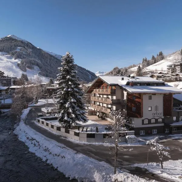 ARBOR Hotel & Apartments, Hotel in Saalbach-Hinterglemm