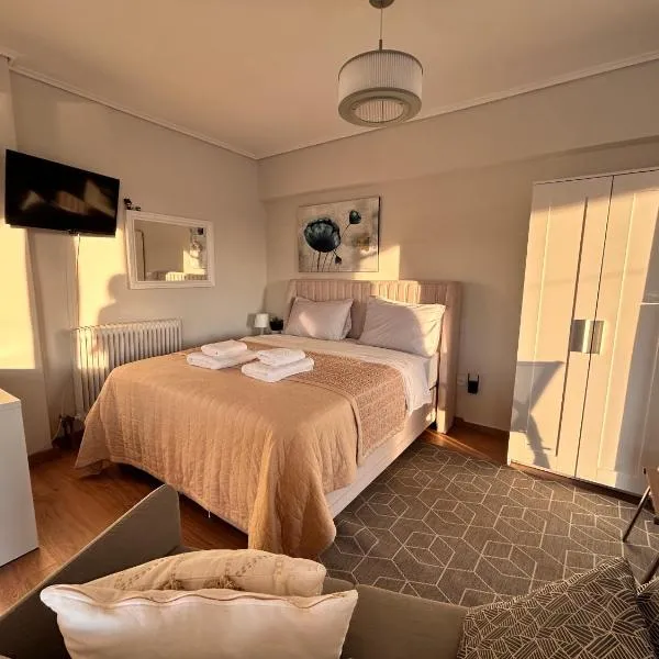 Top floor apartment, Hotel in Athen