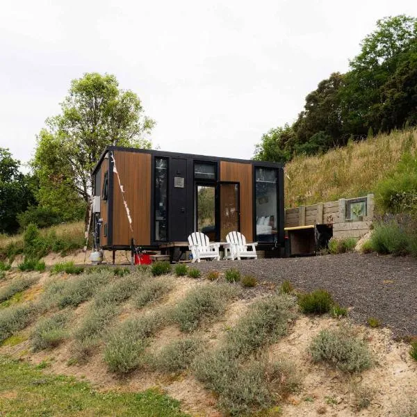 Kūkupa Puni at Akaroa Lavender by Tiny Away, hotel v destinaci Akaroa