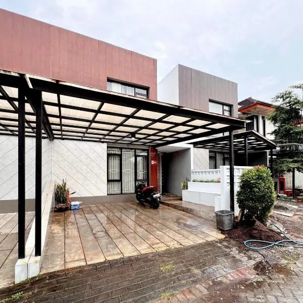 Villa FiFa, hotel di Blimbing