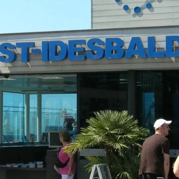 Luxury Suite Koksijde 102 Adult only!, Hotel in Koksijde