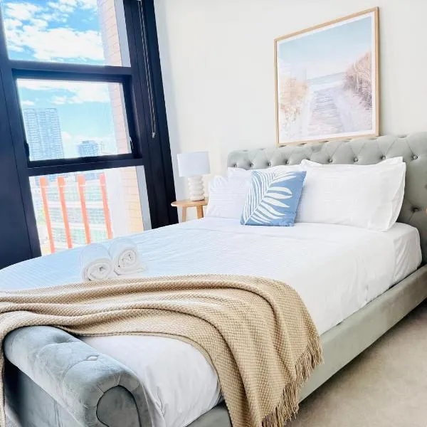 Sydney CBD Stylish 2BR2Bath Condo with Pool Gym -1, hotel en Sídney