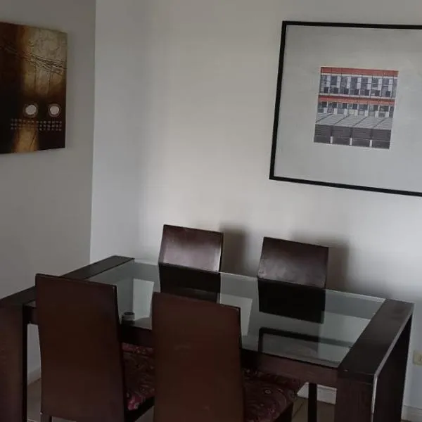 A pasos de Ruta Cinco y Universidad, hotell sihtkohas Talca