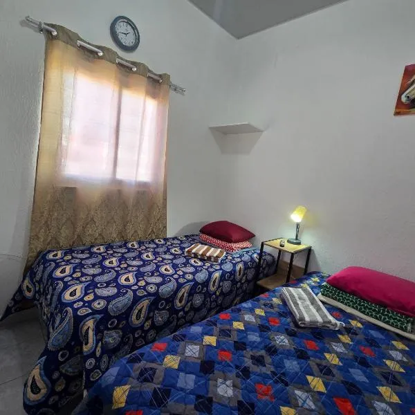 Casa en Villa Panamericana, San Miguel โรงแรมในซานมิเกล