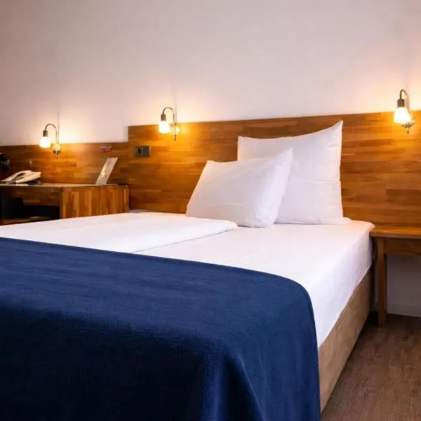 Luna Inn Stuttgart City, hotel en Stuttgart