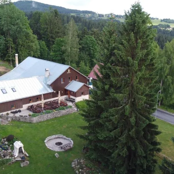 Penzion Kapitanka, hotel v destinaci Kořenov