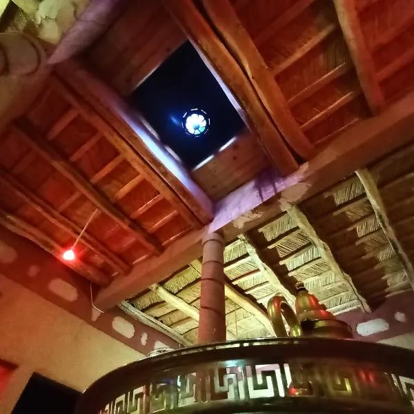 Gite le Calme café Restaurant Pizzeria, ξενοδοχείο σε Bou Drarar