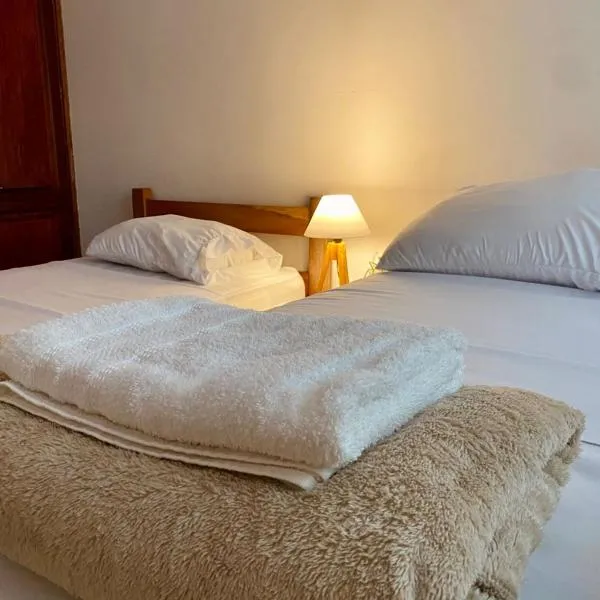 Casa Miriti Hostel - a 200m da Basílica de Nazaré, hotel in Belém