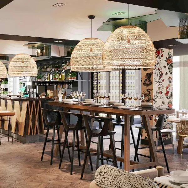 Novotel Bordeaux Centre Ville, отель в Бордо