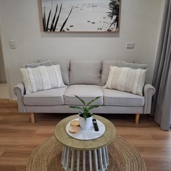 Close to Shoal Bay Beach!, hotel sa Nelson Bay