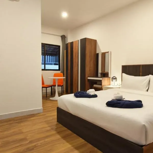 Tiger Nanai guest house, hotel in Patong Beach