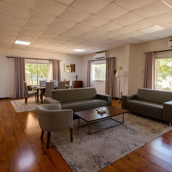 Luxury Villa with Private Swimming Pool, hotel v destinácii Manáma