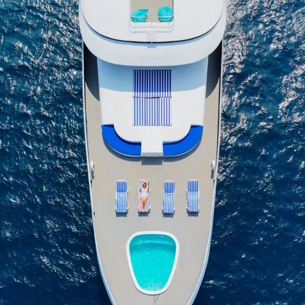 RITRELLA FLOATING HOTEL&YACHT - FREE beach access daily - Full board meal plan, hotel u Male Cityiju