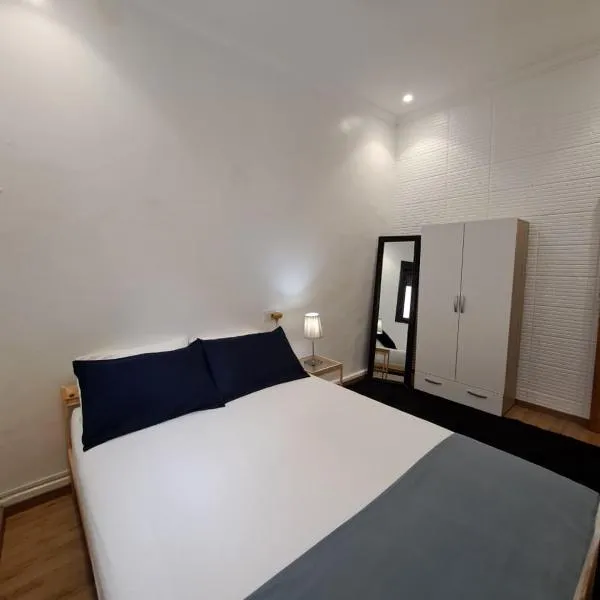 Central Tangier Apartment, Historic Medina, Margarita, hotel v mestu Tanger