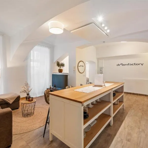 dreamfactory Residence - Eastside, хотел във Виена