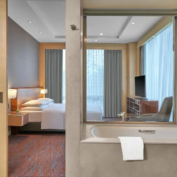 Hyatt Regency Lucknow Gomti Nagar，位于勒克瑙的酒店