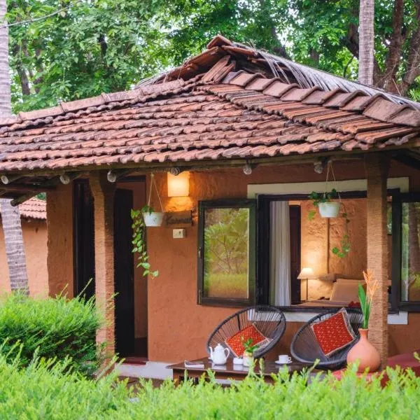 Nature's Nest Eco Resort Goa, Near Dudhsagar Waterfalls, hotel v destinaci Molem