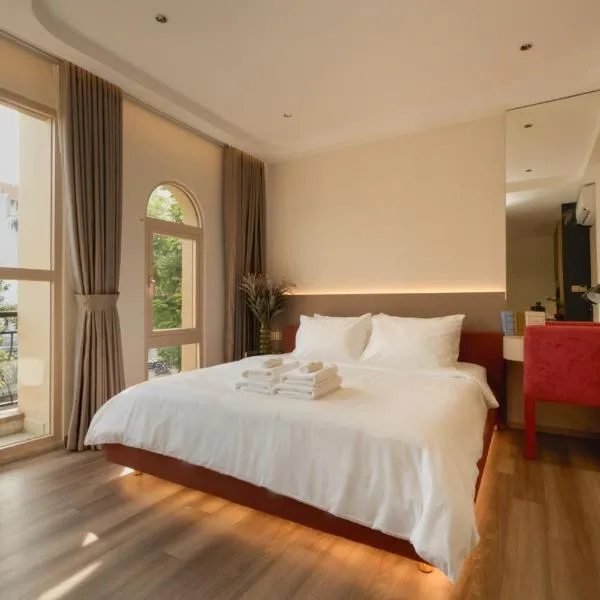 HAITA Suites - Phu My Hung, hotel in Ho Chi Minh City