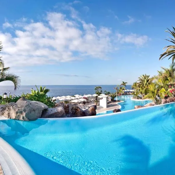 Adrián Hoteles Roca Nivaria, hotel v destinaci Adeje