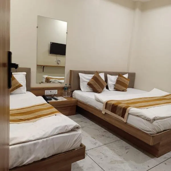 ShyamRaj Hotel，烏賈因的飯店