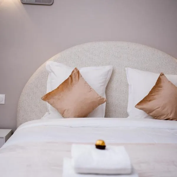 Hôtel Sofiane، فندق في باريس