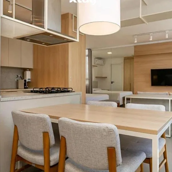 Xtay Soho Florianópolis - Estúdio Completo com máquina de lavar e Wifi rápido，佛羅安那波里的飯店